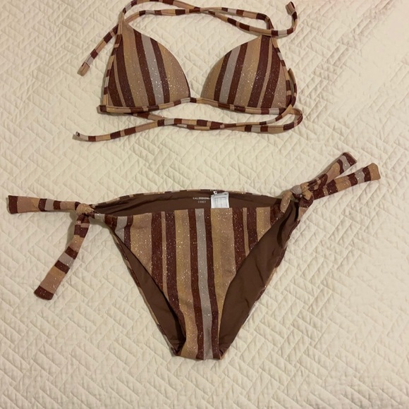 calzedonia Other - NEW! Calzedonia Graduated triangle top & side tide bottom suite Dubai